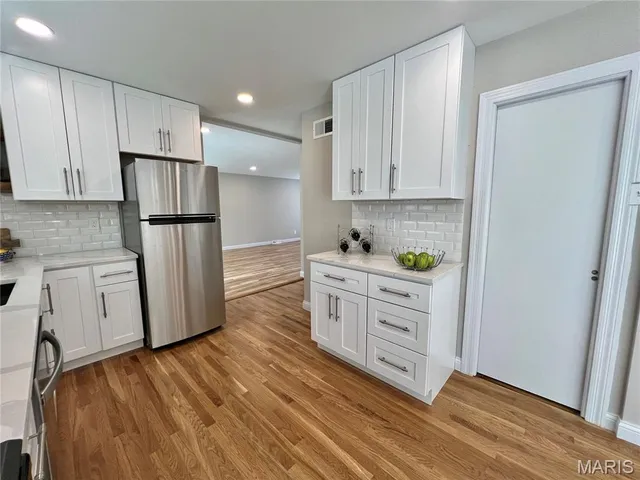 $4,195 | 417 Wenneker Drive, Ladue, MO 63124