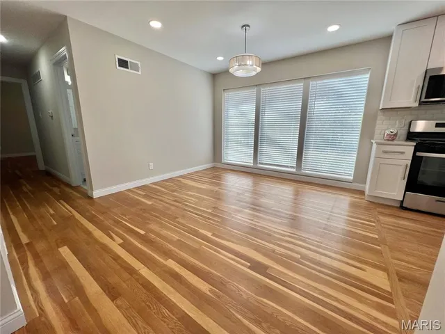 $4,195 | 417 Wenneker Drive, Ladue, MO 63124