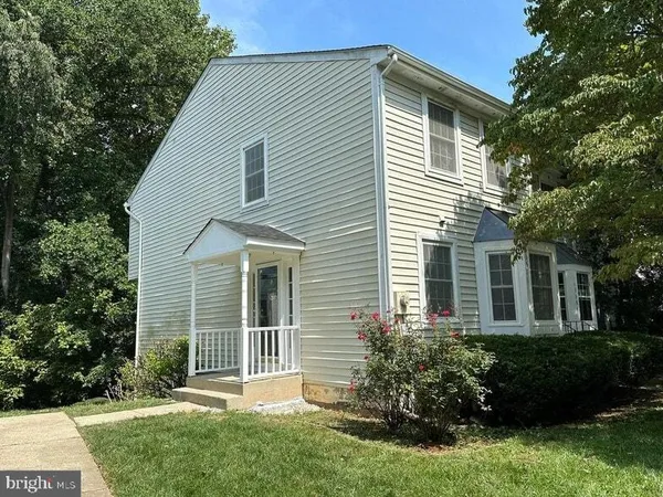 $3,100 | 13511 Ambassador Drive, Unit 13511, Germantown, MD 20874