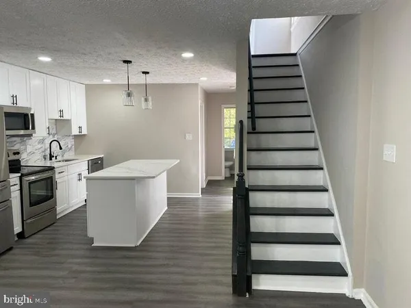 $3,100 | 13511 Ambassador Drive, Unit 13511, Germantown, MD 20874