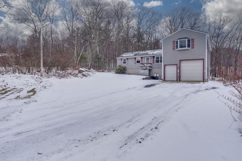 170 State Phillipston, MA 01331 - Photo 2 of 26 Gallery Image 2