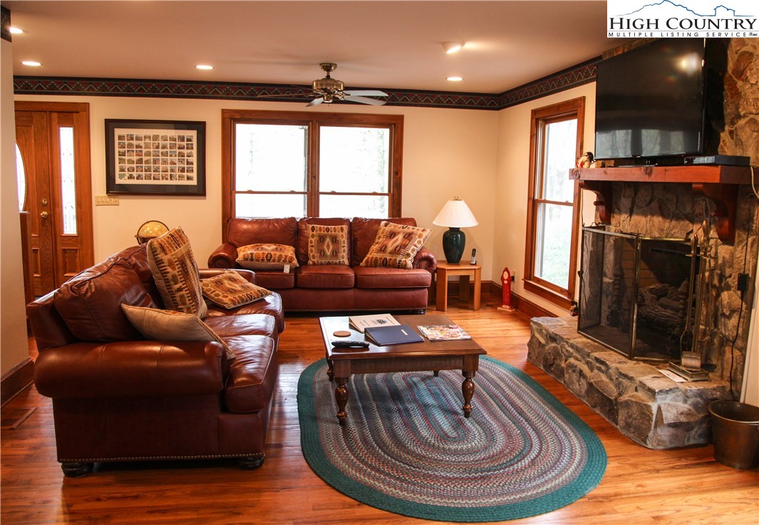 221 Last Chance Road Ferguson, NC 28624 - Photo 4 of 17
