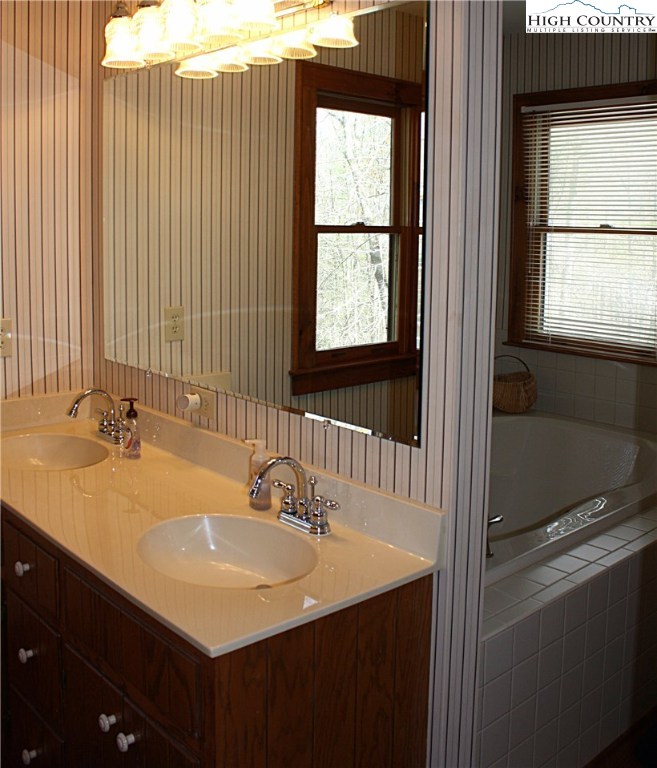 221 Last Chance Road Ferguson, NC 28624 - Photo 9 of 17