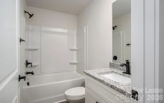 $1,795 | 800 28th Street Southwest, Hickory, NC 28602