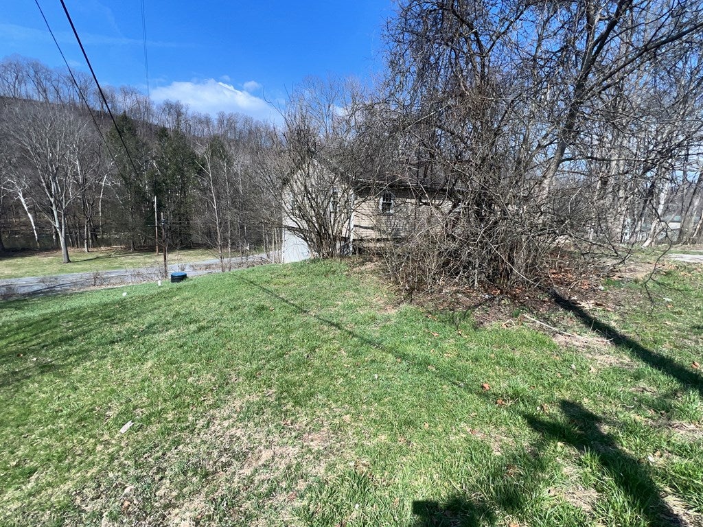 144 Cove Forge Road Williamsburg, PA 16693 - Photo 4 of 34 Gallery Image 4