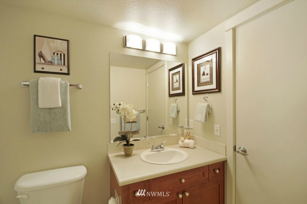 9805 Avondale Road Northeast, Unit T154 Redmond, WA 98052 - Photo 10 of 17 Gallery Image 10