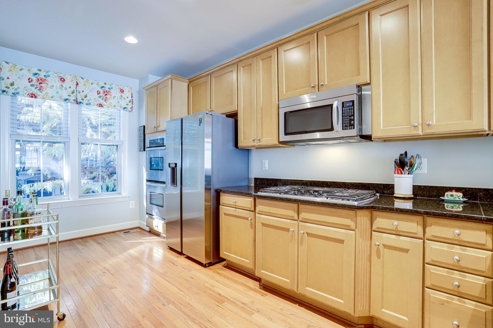 3333 Kemper Road Arlington, VA 22206 - Photo 11 of 43 Gallery Image 11