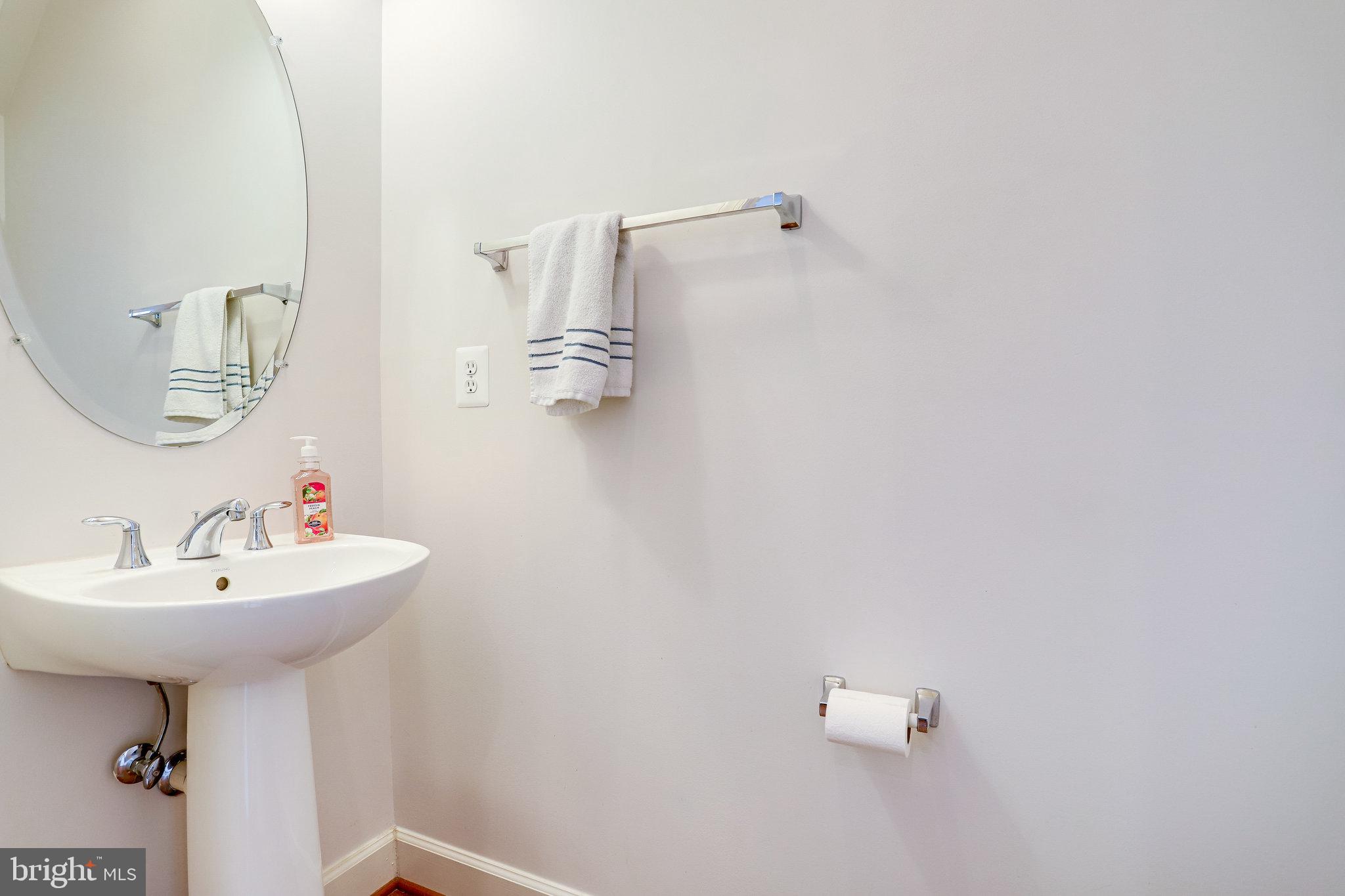 3333 Kemper Road Arlington, VA 22206 - Photo 14 of 43 Gallery Image 14