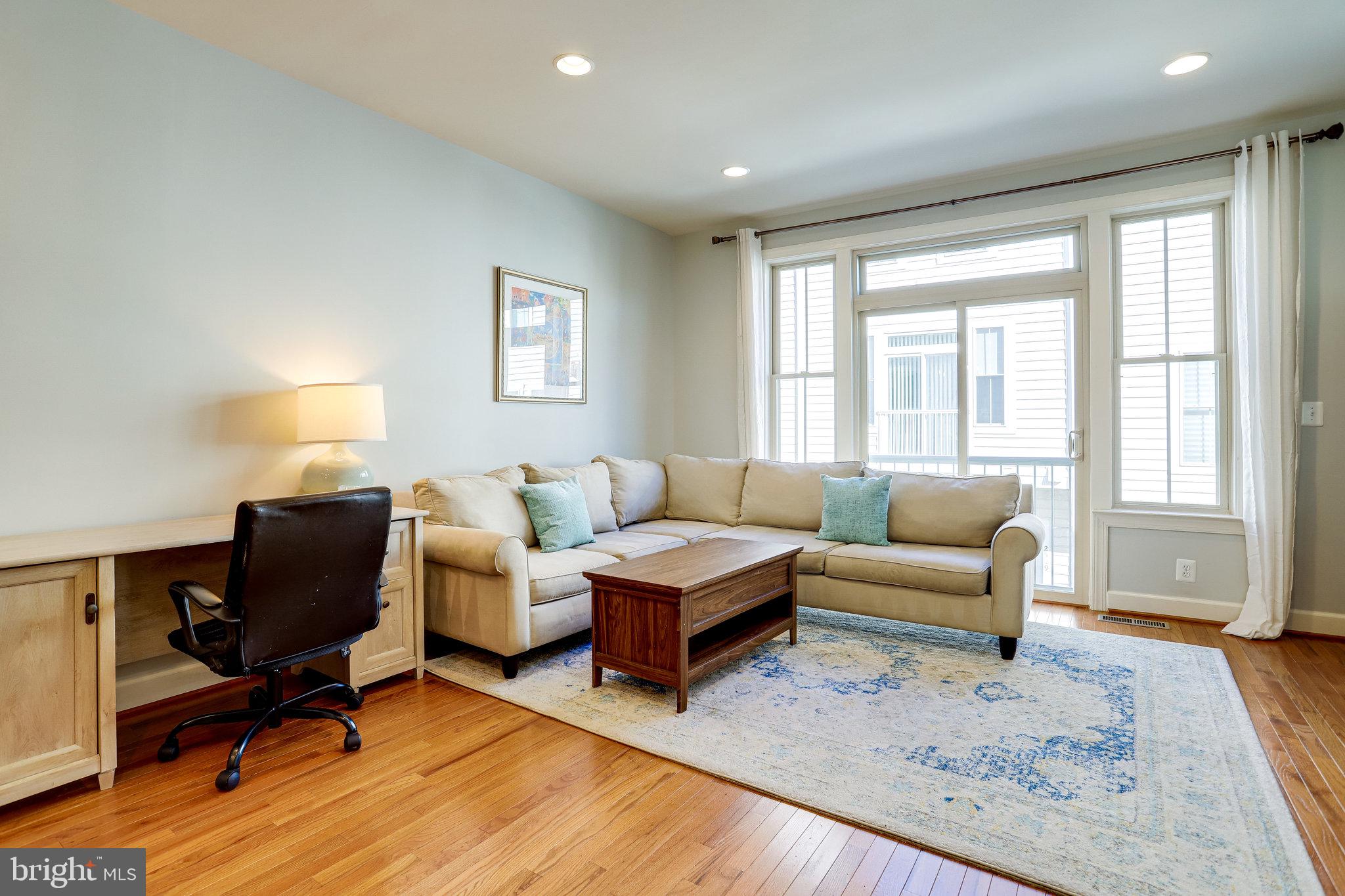 3333 Kemper Road Arlington, VA 22206 - Photo 5 of 43 Gallery Image 5
