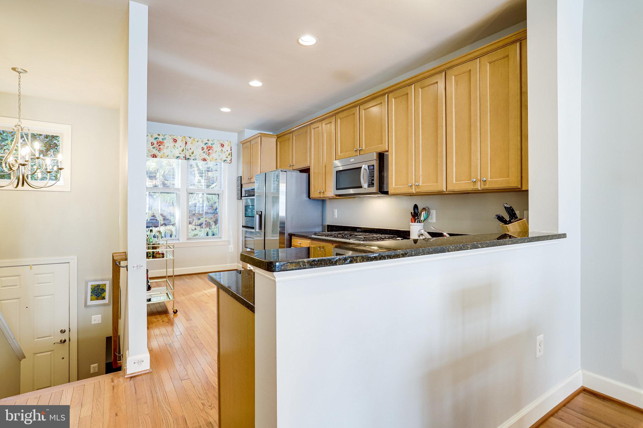3333 Kemper Road Arlington, VA 22206 - Photo 10 of 43 Gallery Image 10