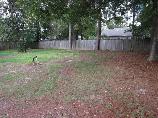 $1,800 | 605 Armand Street, Mandeville, LA 70448