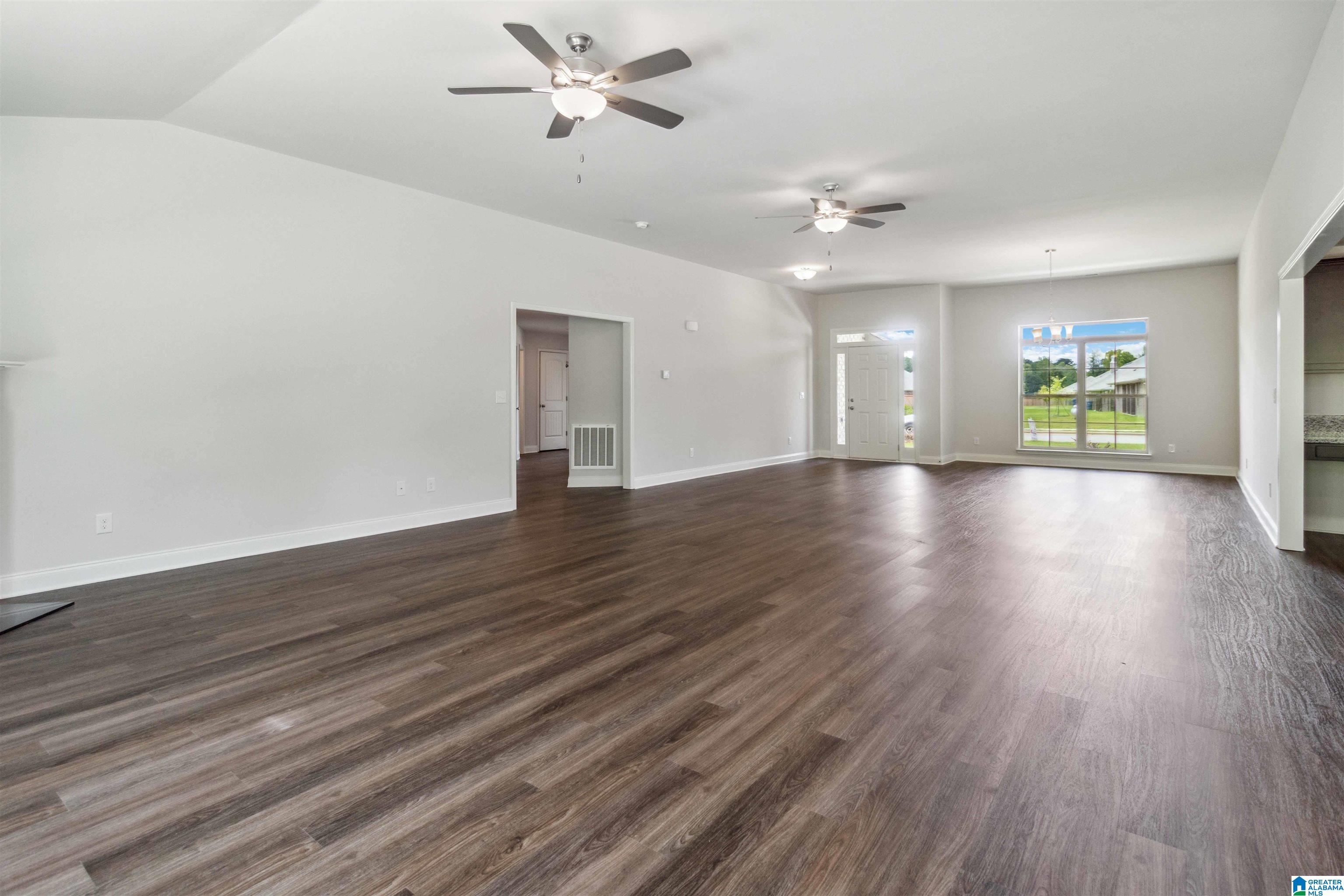 407 Harless Lane Alabaster, AL 35007 - Photo 11 of 32