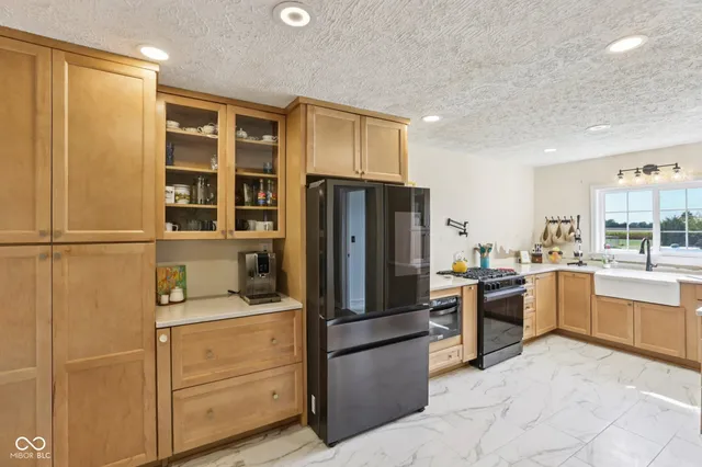 $359,900 | 7333 East 650 North, Wilkinson, IN 46186