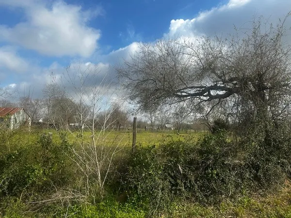 $2,300 | 27722 Betka, Hockley, TX 77447