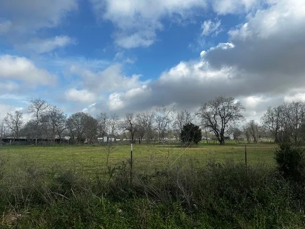 $2,300 | 27722 Betka, Hockley, TX 77447