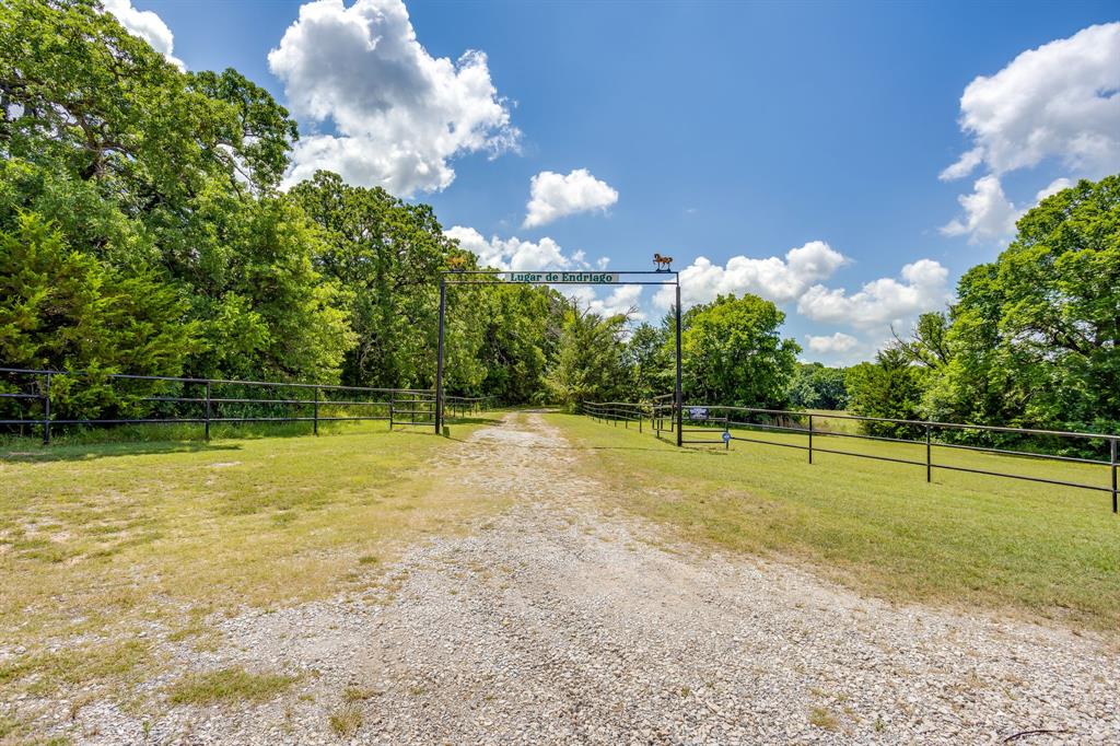 10287 Fm 1749 Sunset, TX 76270 - Photo 2 of 40