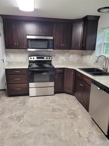 $207,900 | 508 Highway 28 West, Belle, MO 65013