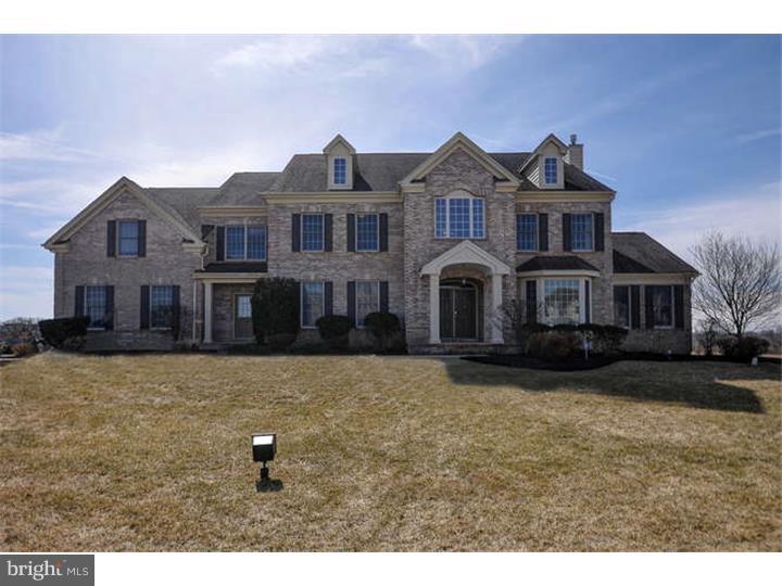 34 Ridgeview Way Allentown, NJ 08501 - Photo 1 of 25 Exterior Front