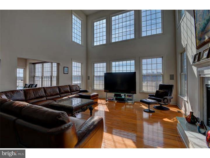 34 Ridgeview Way Allentown, NJ 08501 - Photo 2 of 25 Family Room