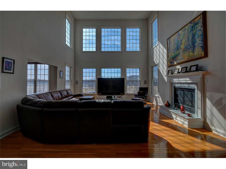 34 Ridgeview Way Allentown, NJ 08501 - Photo 3 of 25 Family Room
