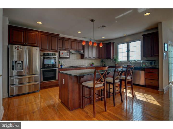 34 Ridgeview Way Allentown, NJ 08501 - Photo 6 of 25 Kitchen