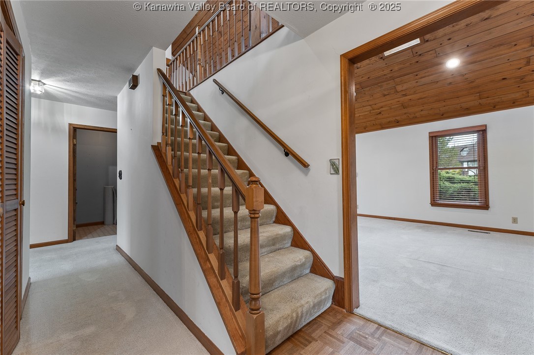 61 Summit Ridge Road Hurricane, WV 25526 - Photo 10 of 41 Gallery Image 10