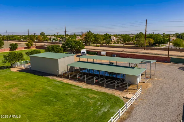 $5,000,000 | 2025 South Val Vista Drive, Gilbert, AZ 85295