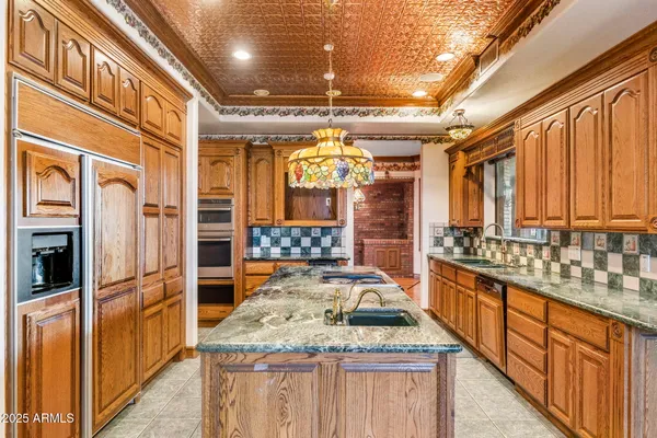 $5,000,000 | 2025 South Val Vista Drive, Gilbert, AZ 85295