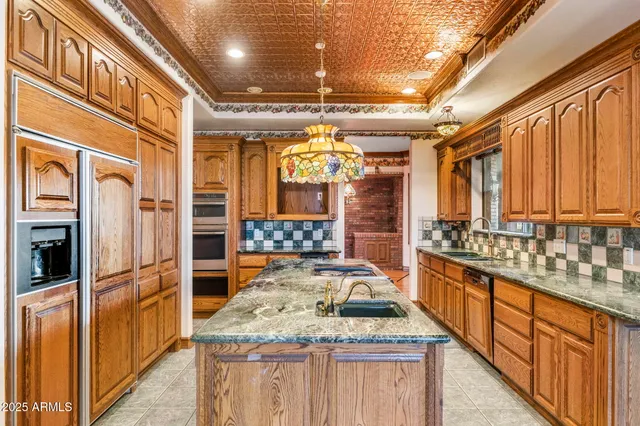 $5,000,000 | 2025 South Val Vista Drive, Gilbert, AZ 85295