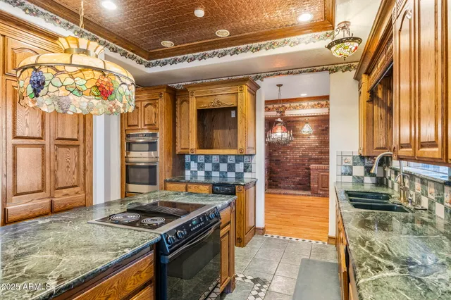 $5,000,000 | 2025 South Val Vista Drive, Gilbert, AZ 85295