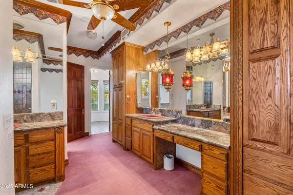 $5,000,000 | 2025 South Val Vista Drive, Gilbert, AZ 85295