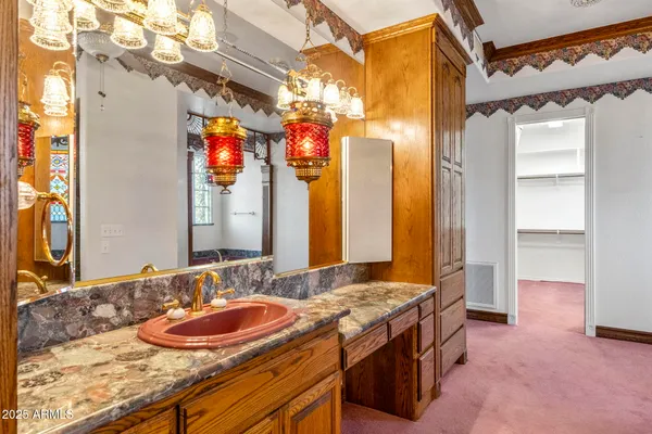 $5,000,000 | 2025 South Val Vista Drive, Gilbert, AZ 85295