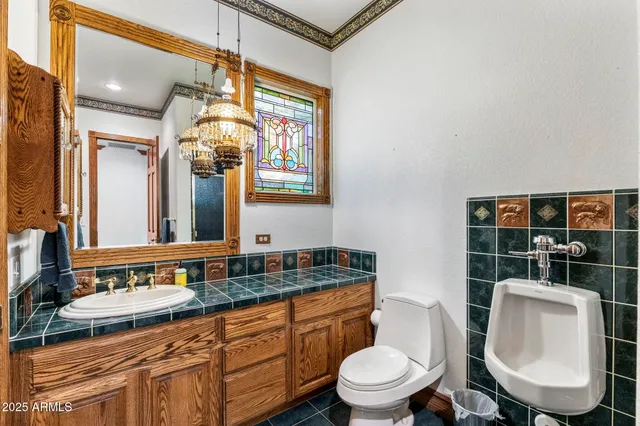 $5,000,000 | 2025 South Val Vista Drive, Gilbert, AZ 85295