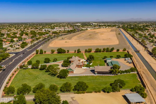 $5,000,000 | 2025 South Val Vista Drive, Gilbert, AZ 85295