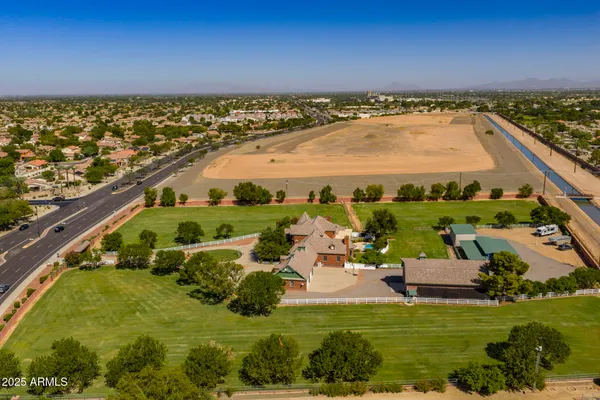 $5,000,000 | 2025 South Val Vista Drive, Gilbert, AZ 85295