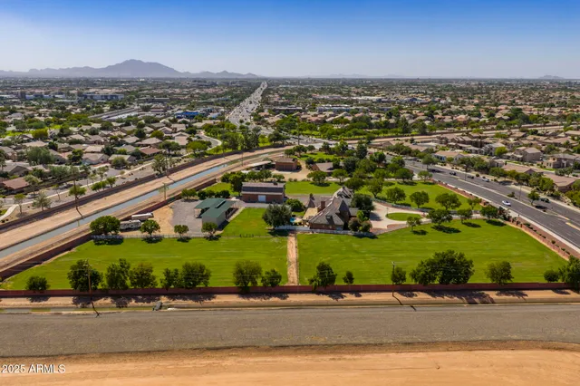$5,000,000 | 2025 South Val Vista Drive, Gilbert, AZ 85295