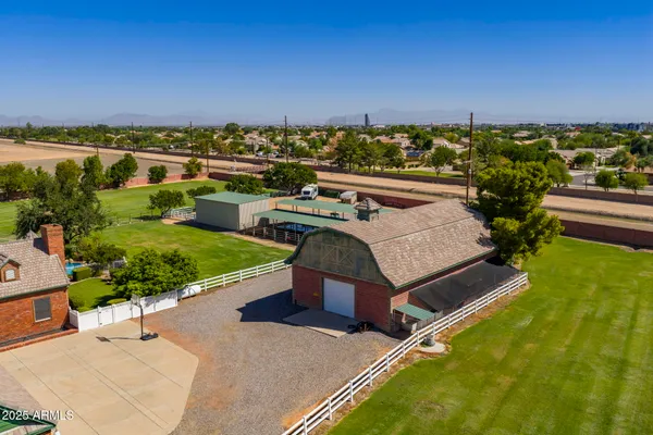 $5,000,000 | 2025 South Val Vista Drive, Gilbert, AZ 85295