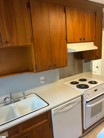 $1,395 | 600 University Ridge, Unit 43, Greenville, SC 29601