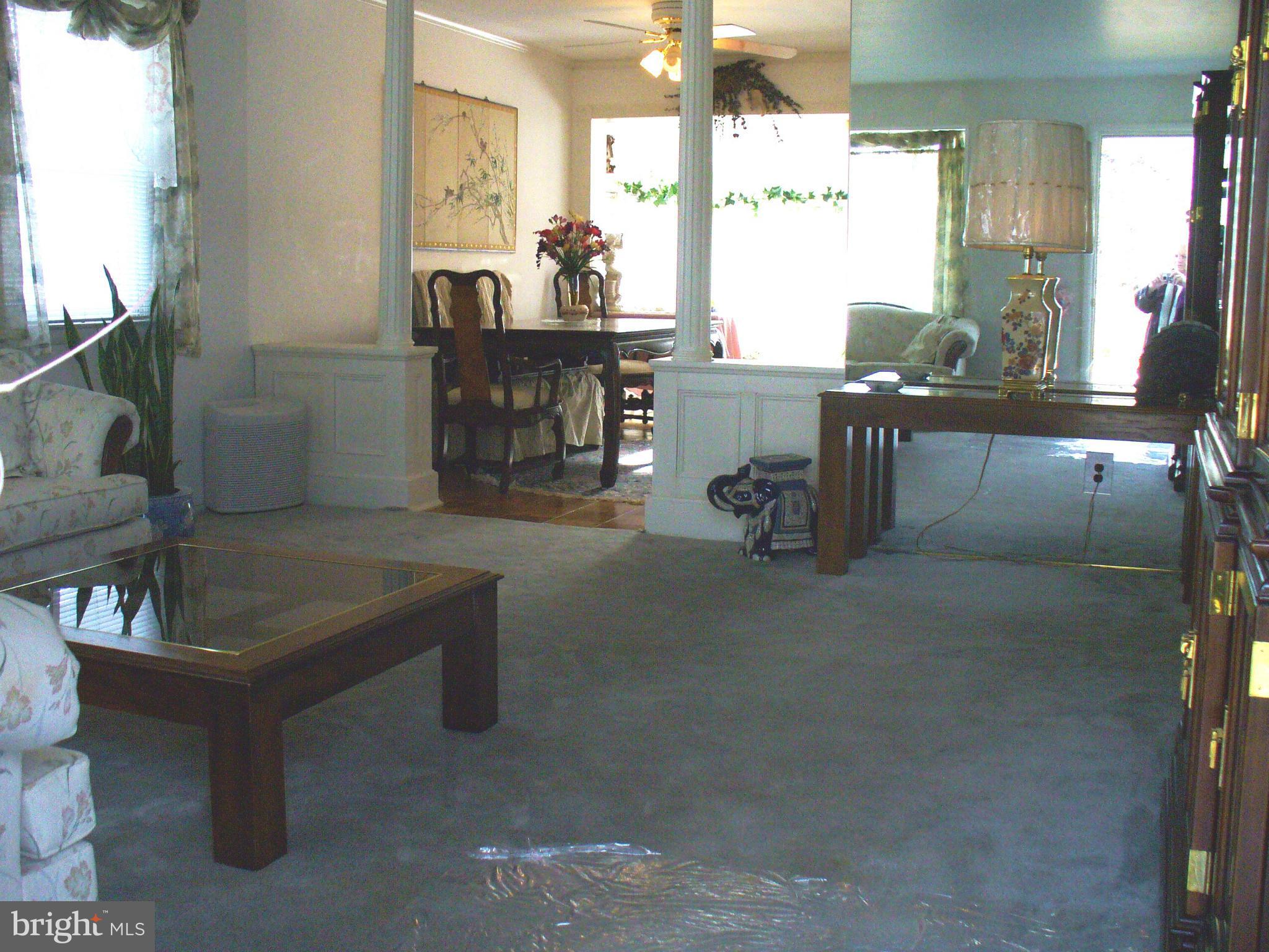 2307 Cider Mill Road Baltimore, MD 21234 - Photo 13 of 23 Living Room