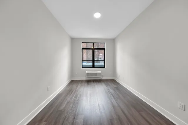 $3,700 | 121 34th Street, Unit 613, Union City, NJ 07087