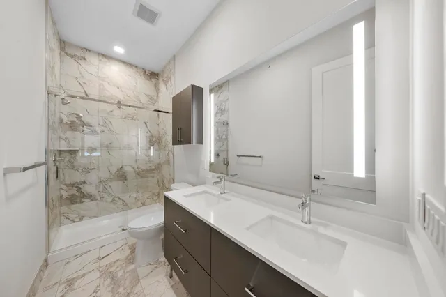 $3,700 | 121 34th Street, Unit 613, Union City, NJ 07087