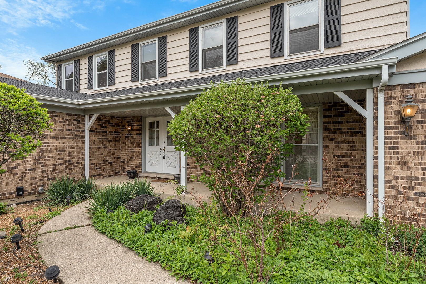 3210 Old Mill Road Northbrook, IL 60062 - Photo 2 of 41 front view of house