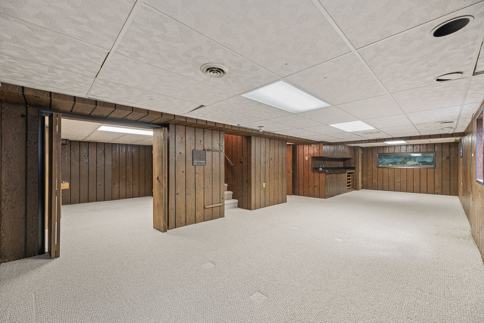 3210 Old Mill Road Northbrook, IL 60062 - Photo 34 of 41 a view of an empty room