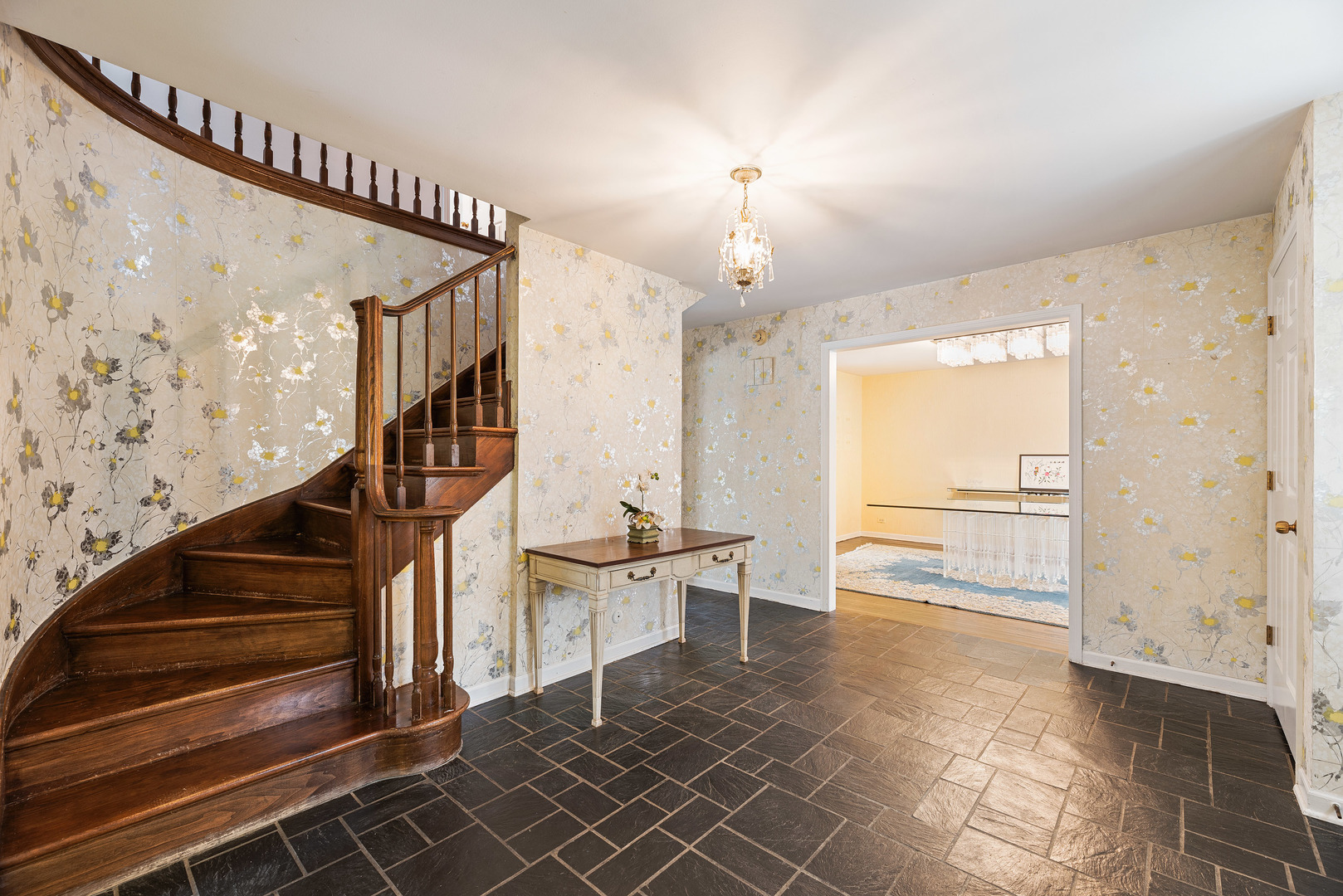 3210 Old Mill Road Northbrook, IL 60062 - Photo 4 of 41 a view of entryway and hall with wooden floor