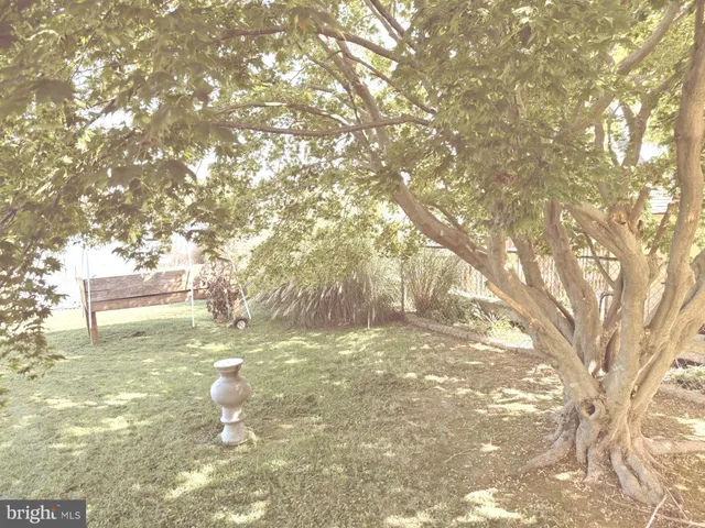 a view of entryway front of house
