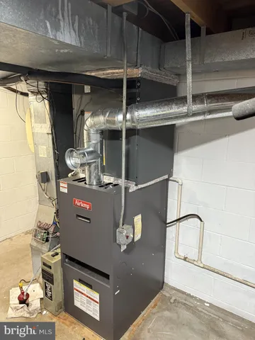 $499,900 | 154 Kingston Park Lane East, Baltimore, MD 21220