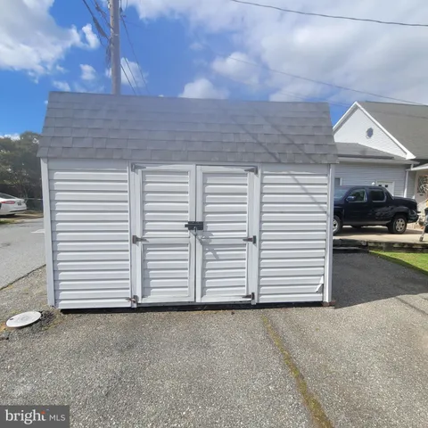 $499,900 | 154 Kingston Park Lane East, Baltimore, MD 21220