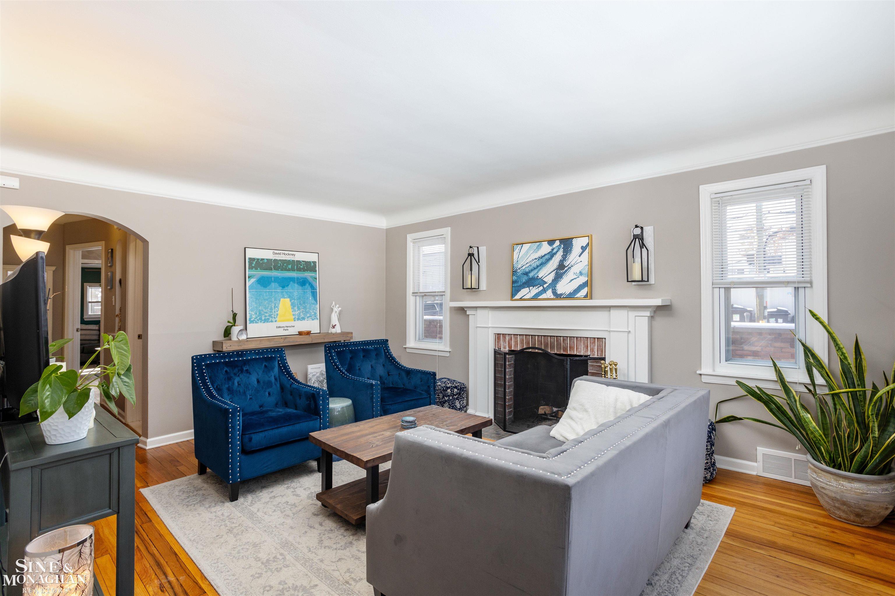 1849 Hampton Road Grosse Pointe Woods, MI 48236 - Photo 5 of 42