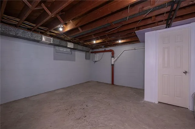 a view of empty room