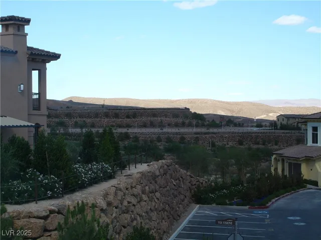 $2,500 | 19 Strada Bella Vista, Unit 201, Henderson, NV 89011